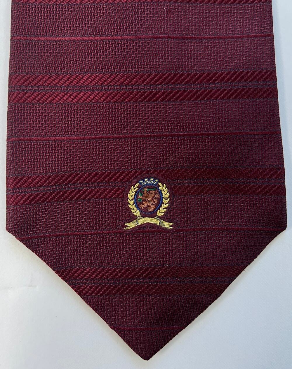 Tommy Hilfiger Crest Logo Silk Tie Burgundy Textured Stripe Made USA VTG